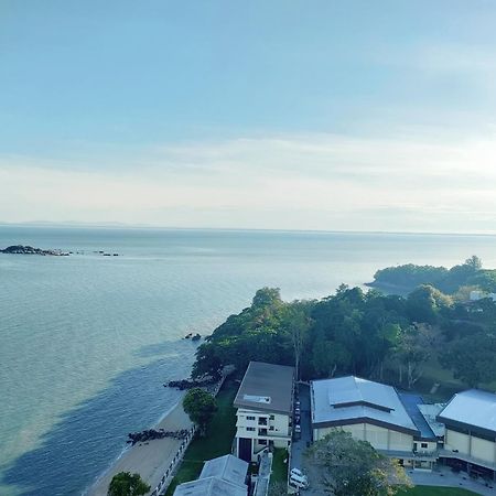 Rainbow Paradise At Tanjung Bungah 丹绒武雅 外观 照片