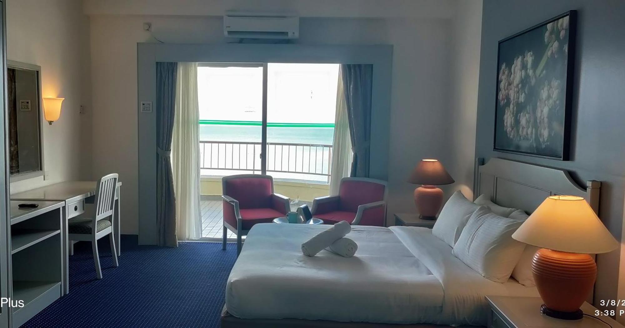 Rainbow Paradise At Tanjung Bungah 丹绒武雅 外观 照片
