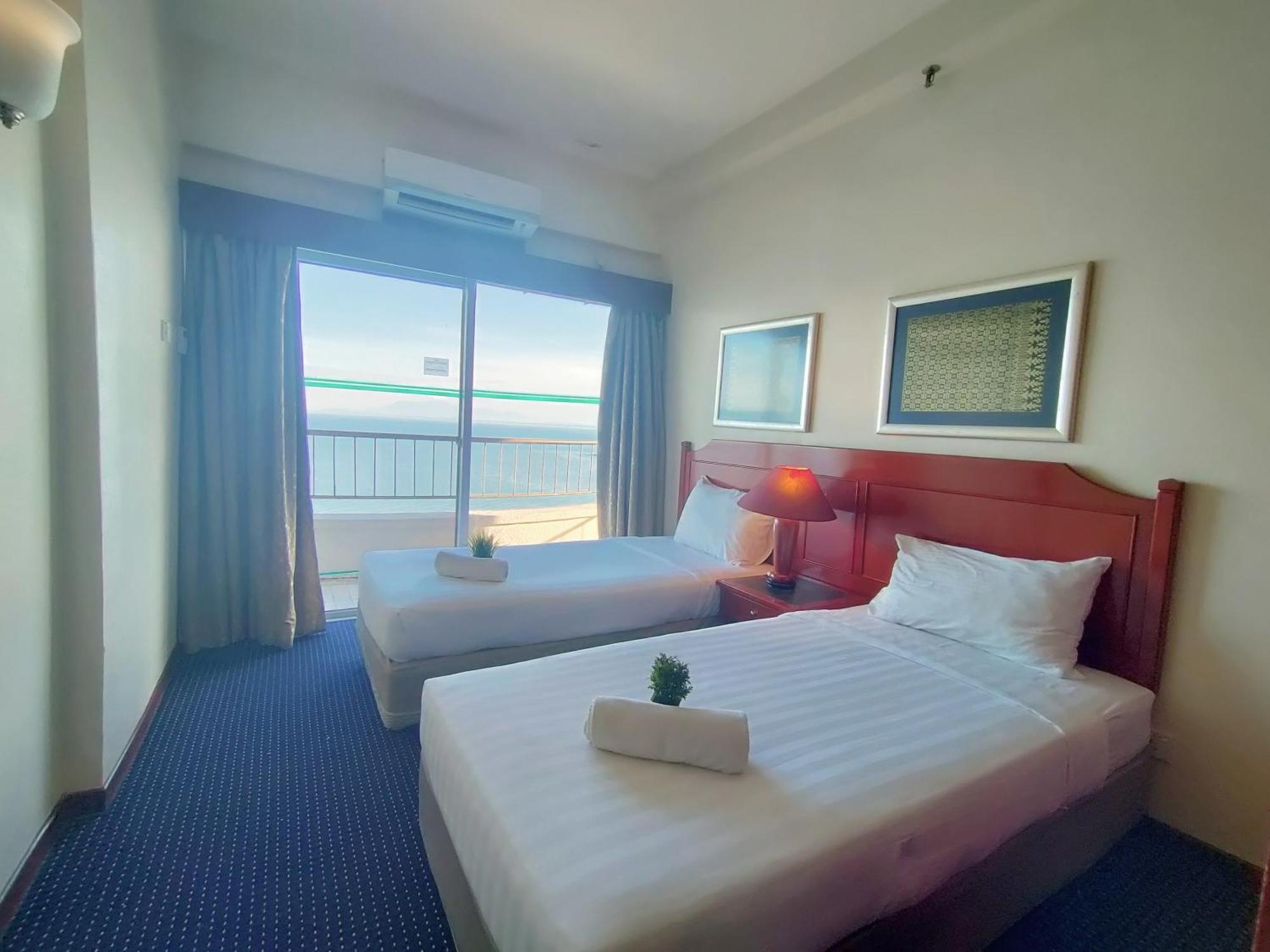Rainbow Paradise At Tanjung Bungah 丹绒武雅 外观 照片